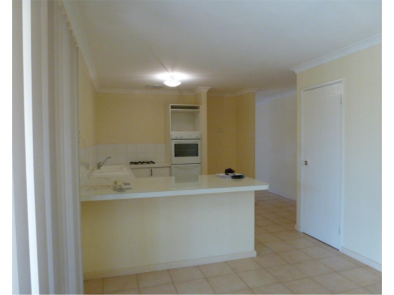 6/3 Adelphi Court, Marangaroo WA 6064