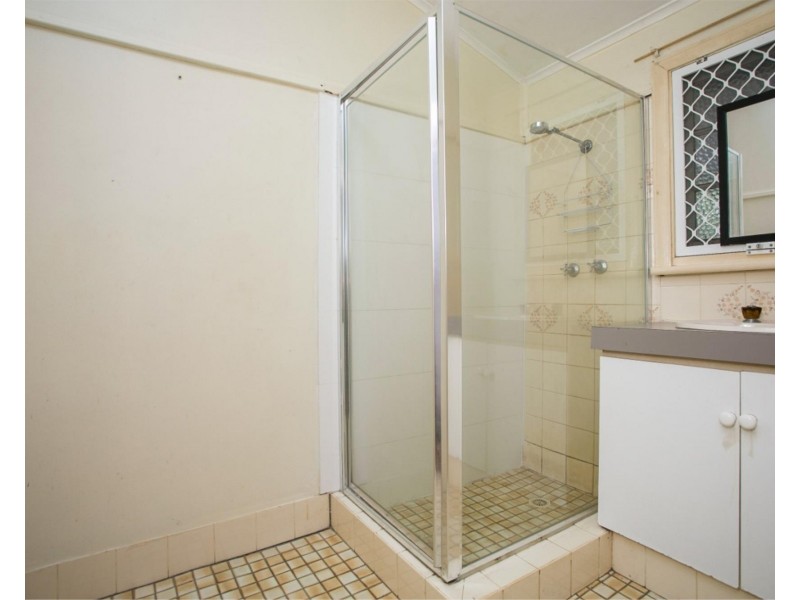 7 Ewart Street, Midvale WA 6056