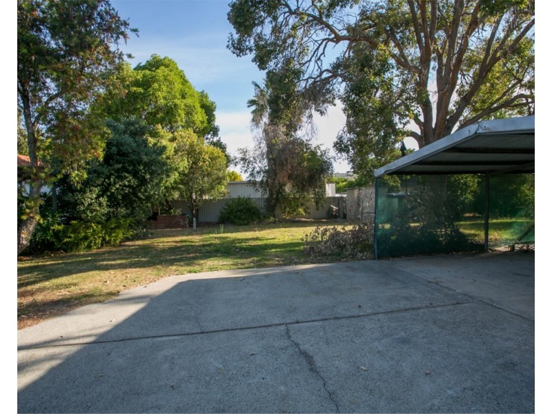 7 Ewart Street, Midvale WA 6056