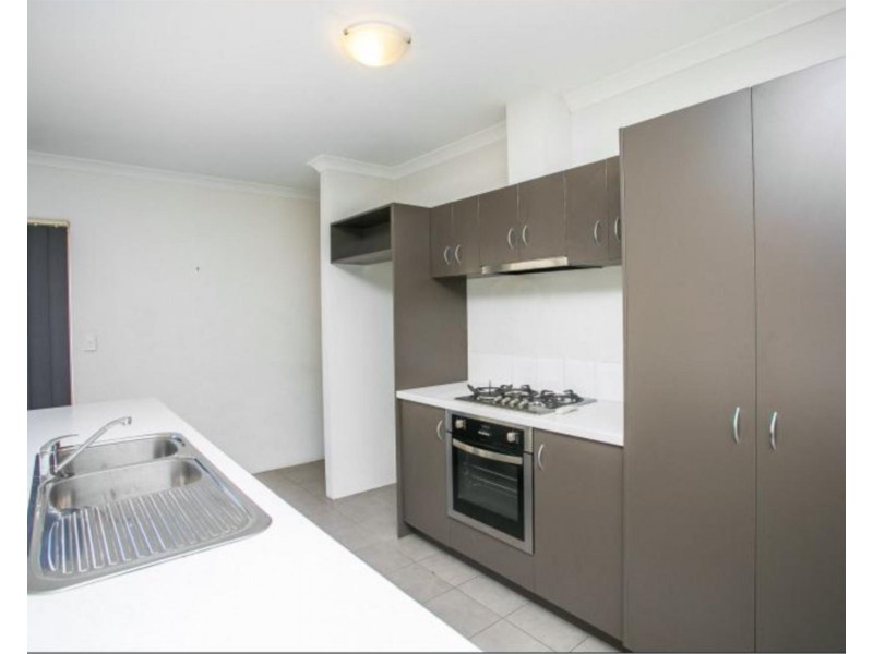 6C Messenger Street, Kelmscott WA 6111