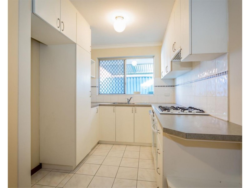 2/201 Royal Street, Yokine WA 6060