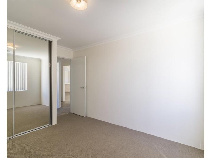 6 Scrubwren Circuit, Alkimos WA 6038