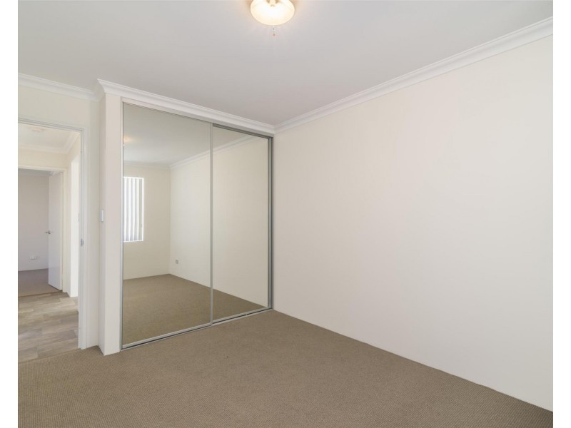 6 Scrubwren Circuit, Alkimos WA 6038