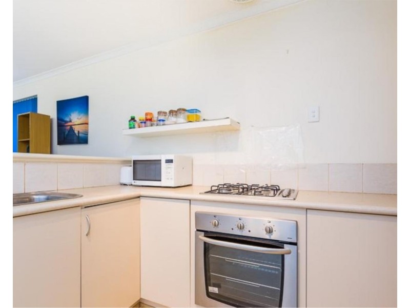 9/11 Attfield Street, Maddington WA 6109