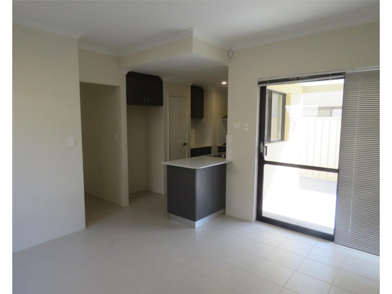 24 Glendalough Loop, Canning Vale WA 6155