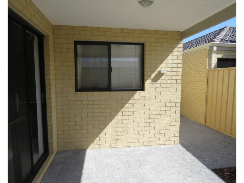 24 Glendalough Loop, Canning Vale WA 6155