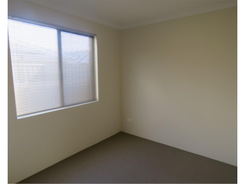 21  Glendalough Loop, Canning Vale WA 6155