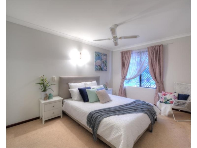 24 Gloves Place, Beechboro WA 6063