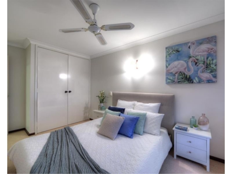 24 Gloves Place, Beechboro WA 6063