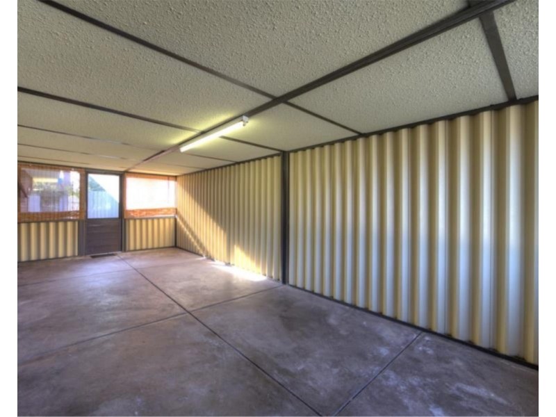 24 Gloves Place, Beechboro WA 6063