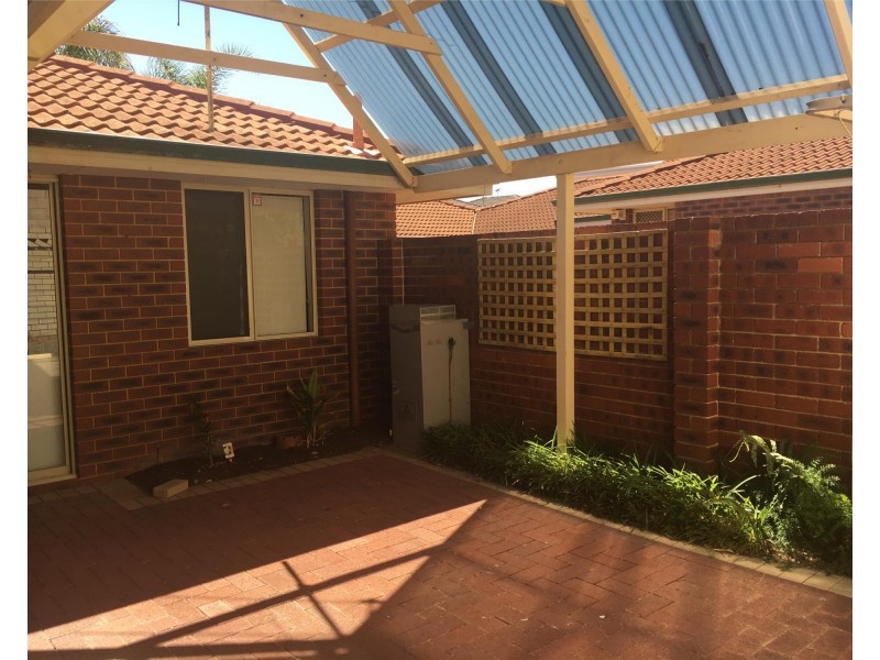 1/28 Montrose Way, Nollamara WA 6061