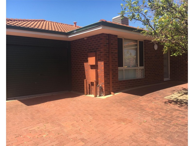 1/28 Montrose Way, Nollamara WA 6061