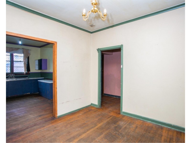 23 Beacham Crescent, Medina WA 6167