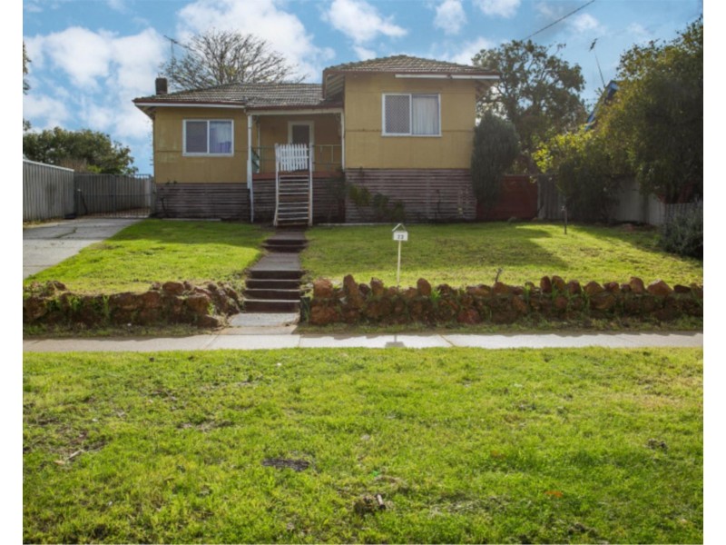 23 Beacham Crescent, Medina WA 6167