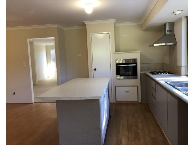 12 Cotton Place, Waikiki WA 6169