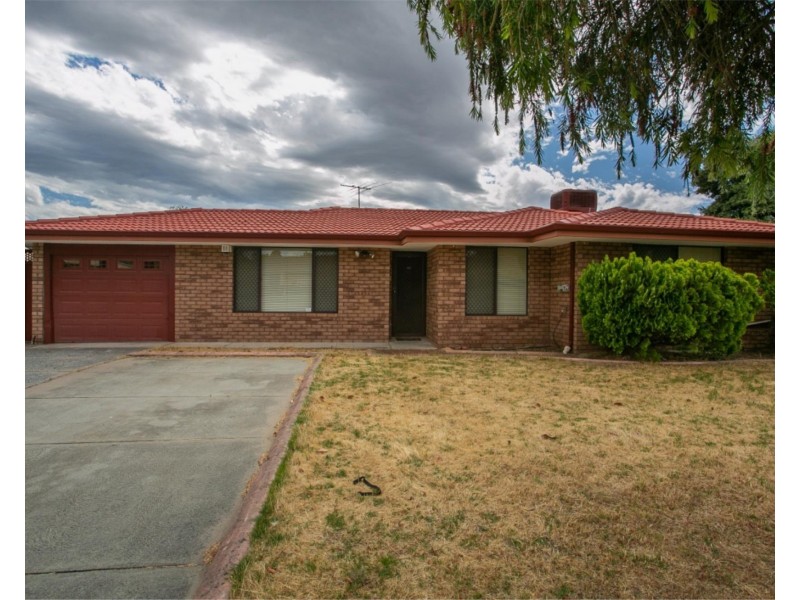 11 Nile Place, Beechboro WA 6063