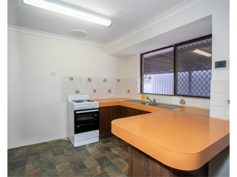 11 Nile Place, Beechboro WA 6063