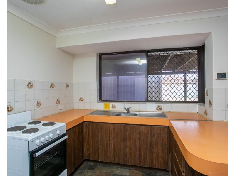 11 Nile Place, Beechboro WA 6063