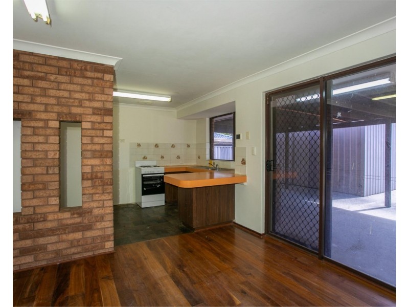 11 Nile Place, Beechboro WA 6063