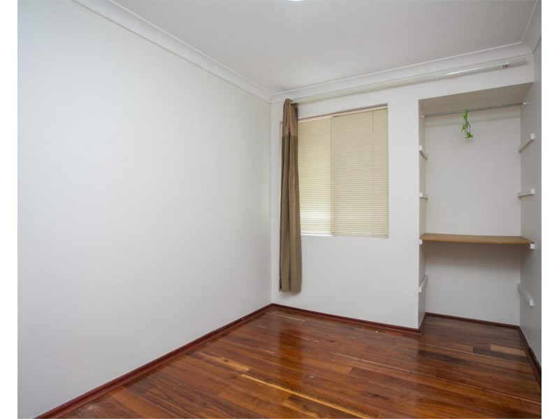 11 Nile Place, Beechboro WA 6063