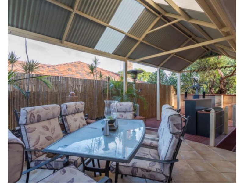 21 Arlunya Avenue, Belmont WA 6104