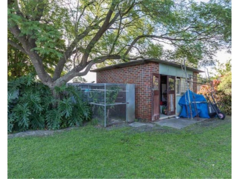 21 Arlunya Avenue, Belmont WA 6104