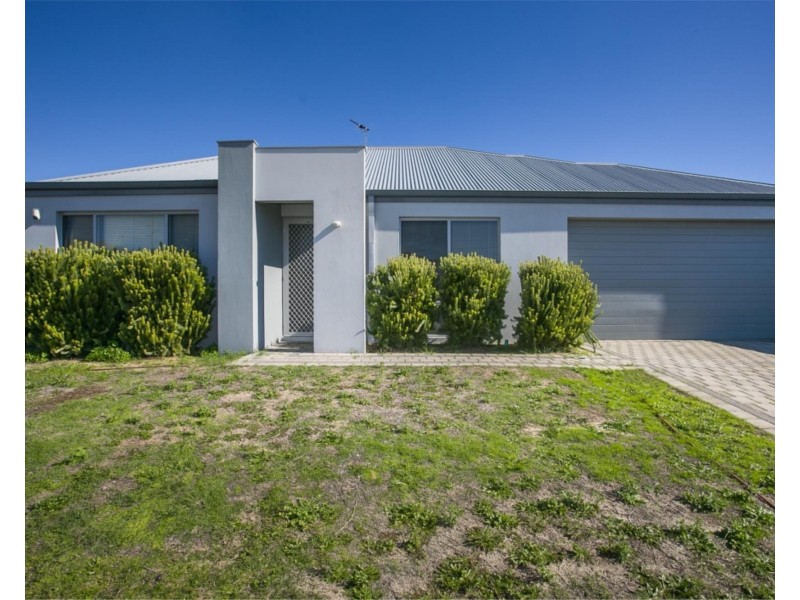 20 Hoypoy Gardens, Darch WA 6065