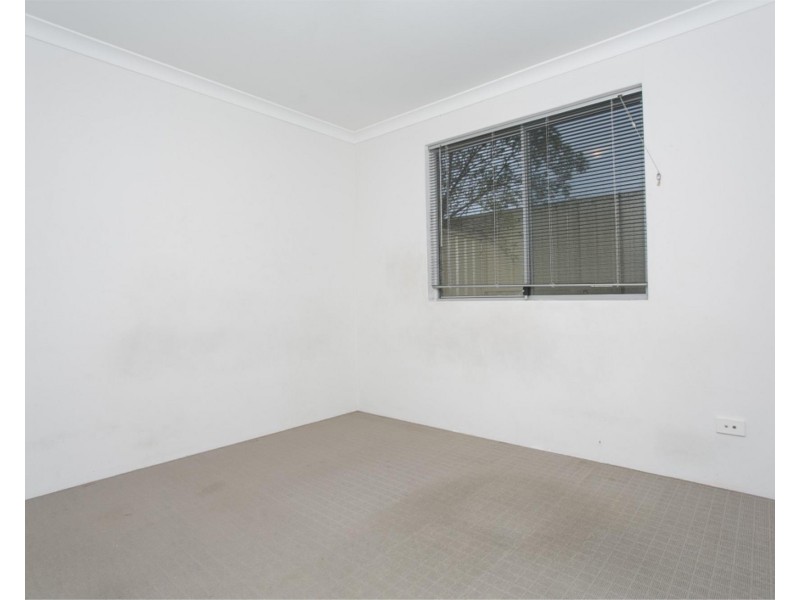 20 Hoypoy Gardens, Darch WA 6065