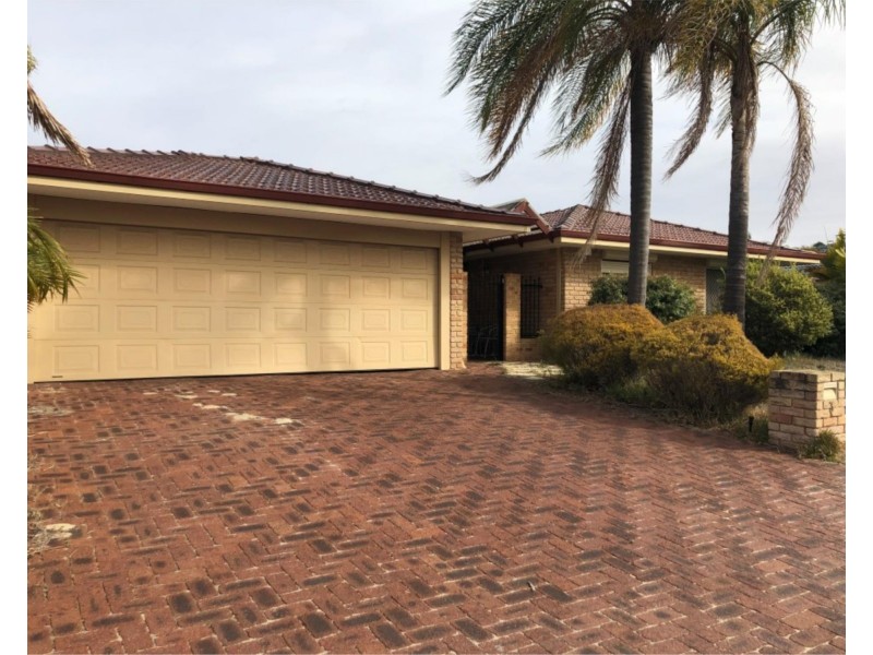 3 St Lawrence Drive, Beechboro WA 6063