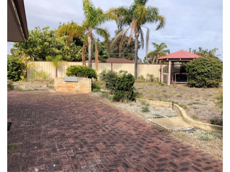 3 St Lawrence Drive, Beechboro WA 6063