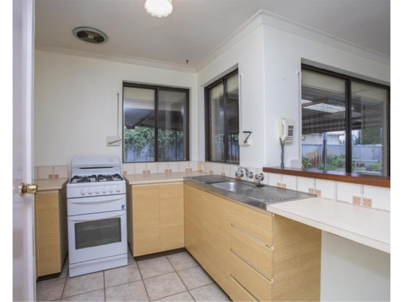 21 Amazon Drive, Beechboro WA 6063
