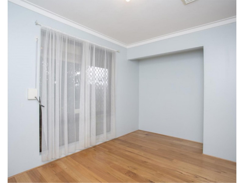 21 Amazon Drive, Beechboro WA 6063