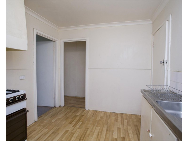 34  Southgate Road, Langford WA 6147