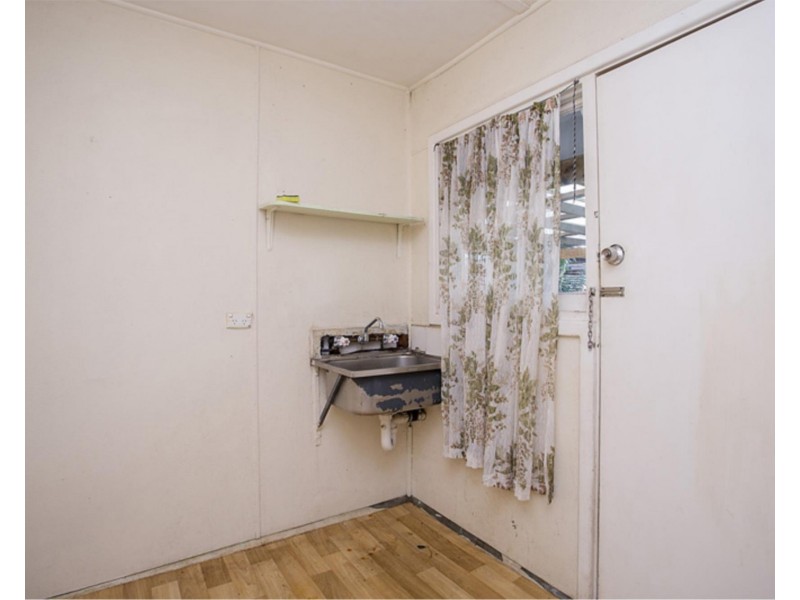 34  Southgate Road, Langford WA 6147