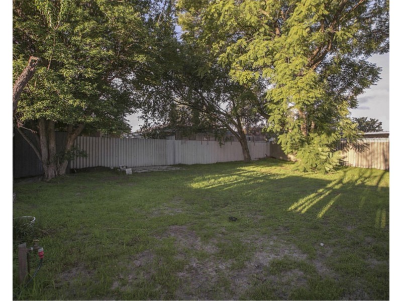 34  Southgate Road, Langford WA 6147