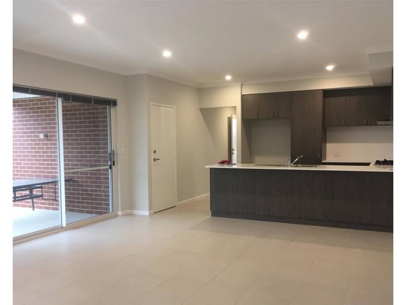 12 Addington Loop, Piara Waters WA 6112