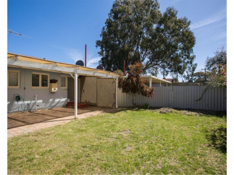 2/37 Varcoe Road, Koondoola WA 6064