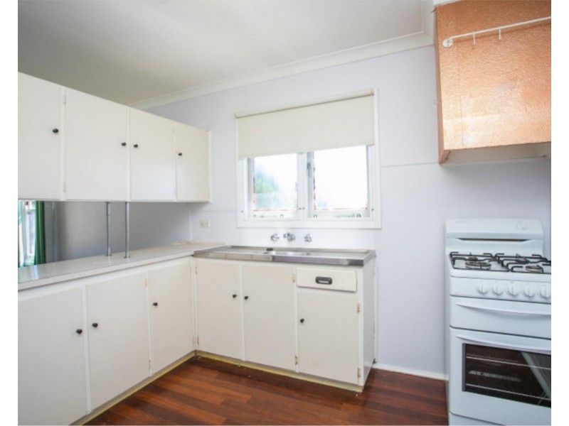 9 Woolgar Way, Lockridge WA 6054