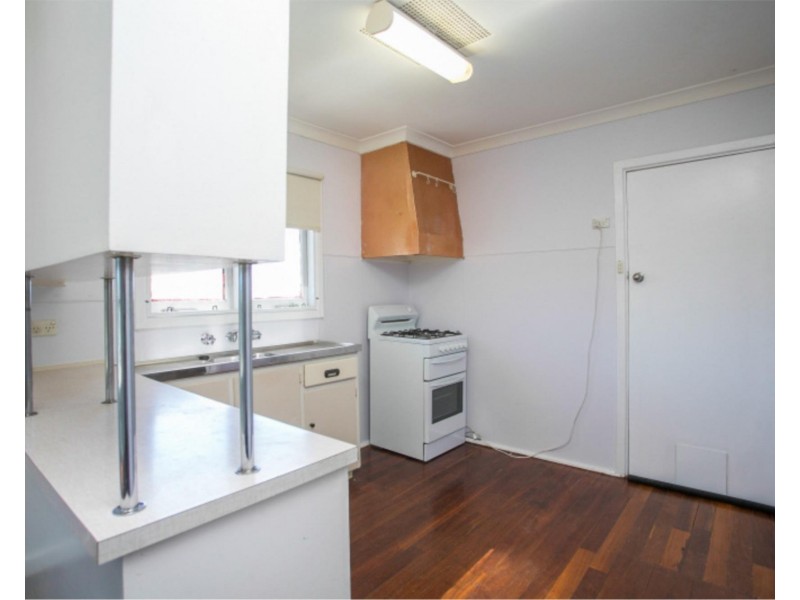 9 Woolgar Way, Lockridge WA 6054