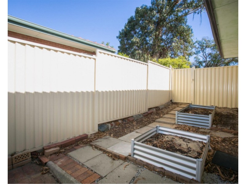 9 Woolgar Way, Lockridge WA 6054