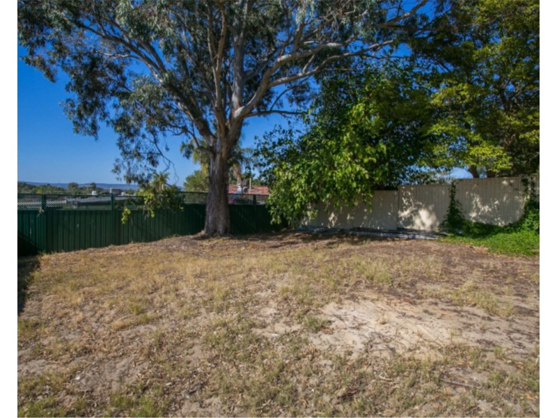 9 Woolgar Way, Lockridge WA 6054