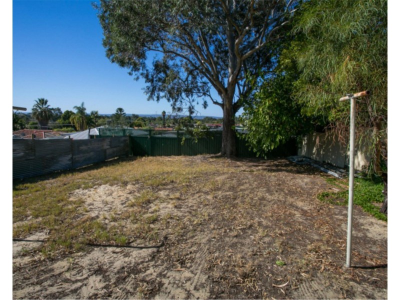 9 Woolgar Way, Lockridge WA 6054