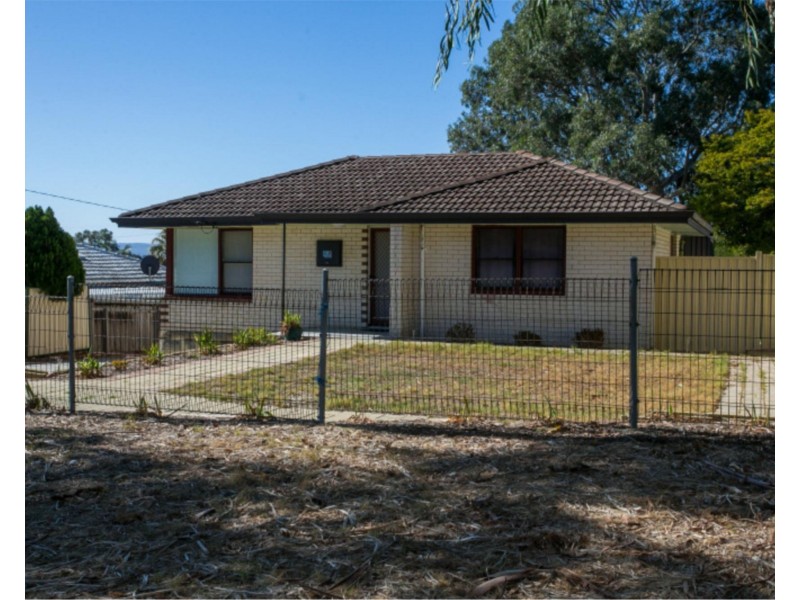 9 Woolgar Way, Lockridge WA 6054