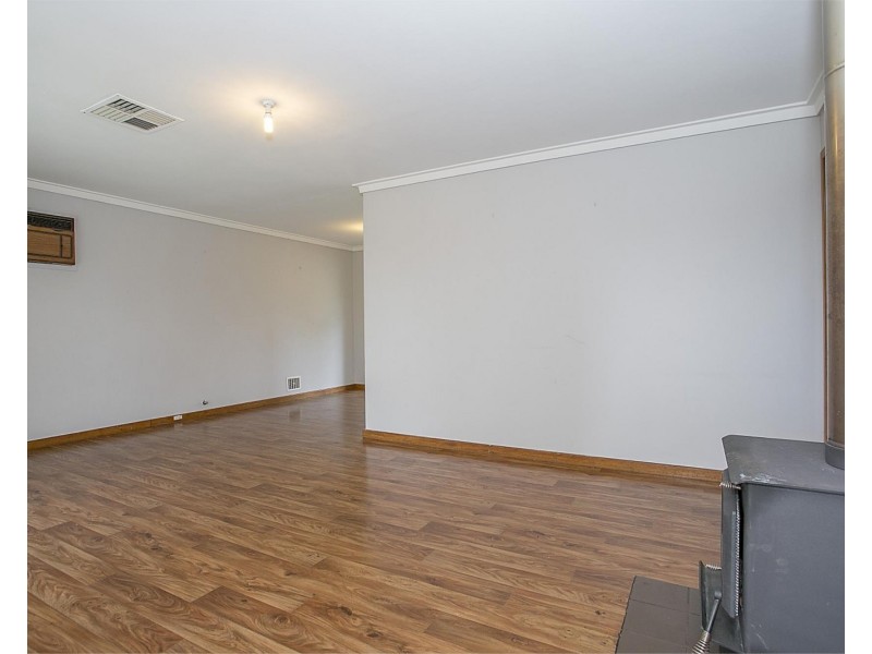 90 Dale Road, Armadale WA 6112