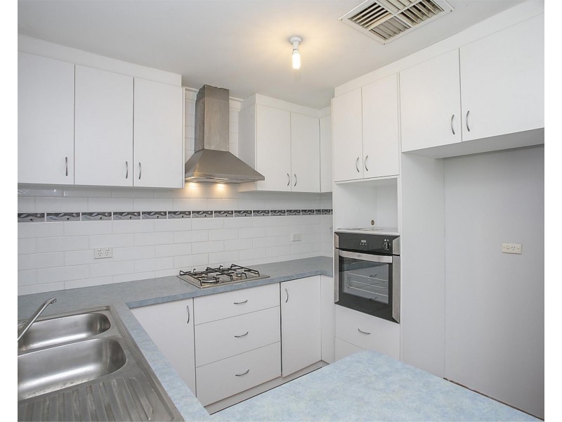 90 Dale Road, Armadale WA 6112