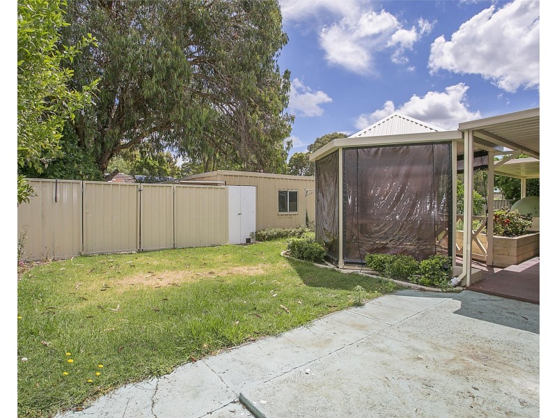 90 Dale Road, Armadale WA 6112