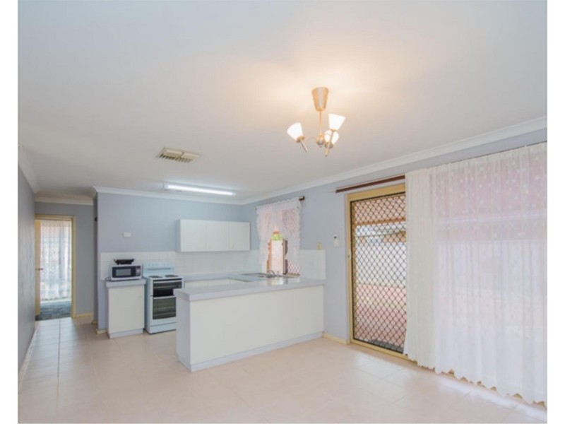 85 Ewart Street, Midland WA 6056