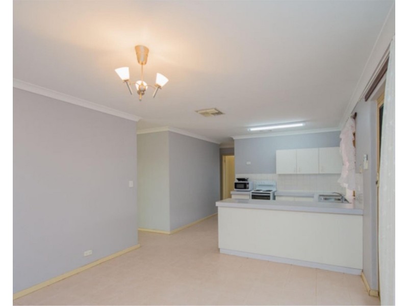 85 Ewart Street, Midland WA 6056