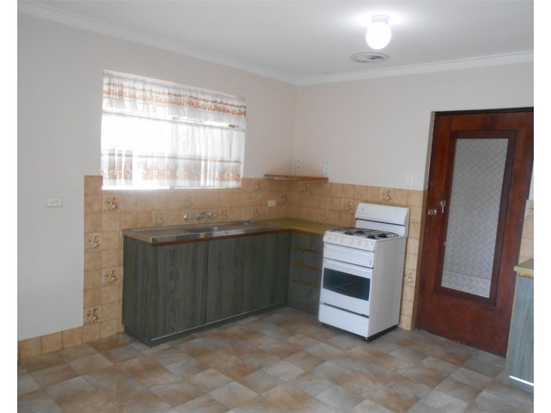 14 Seale Street, Beckenham WA 6107