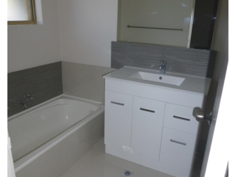 19B  Synnot View, Marangaroo WA 6064